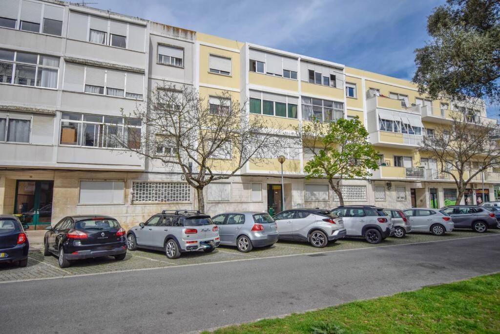 Cozy And Sunny Family Apartment Lisboa Екстериор снимка